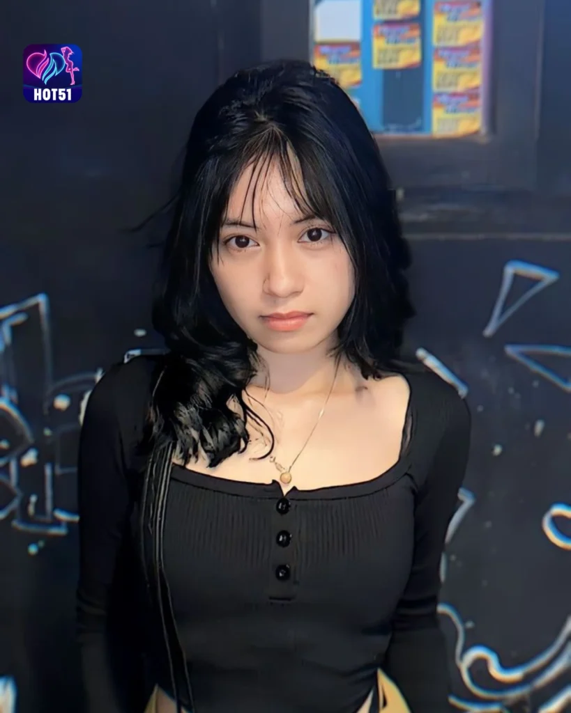 Beautiful Photo of Ayu Azhari on HOT51
