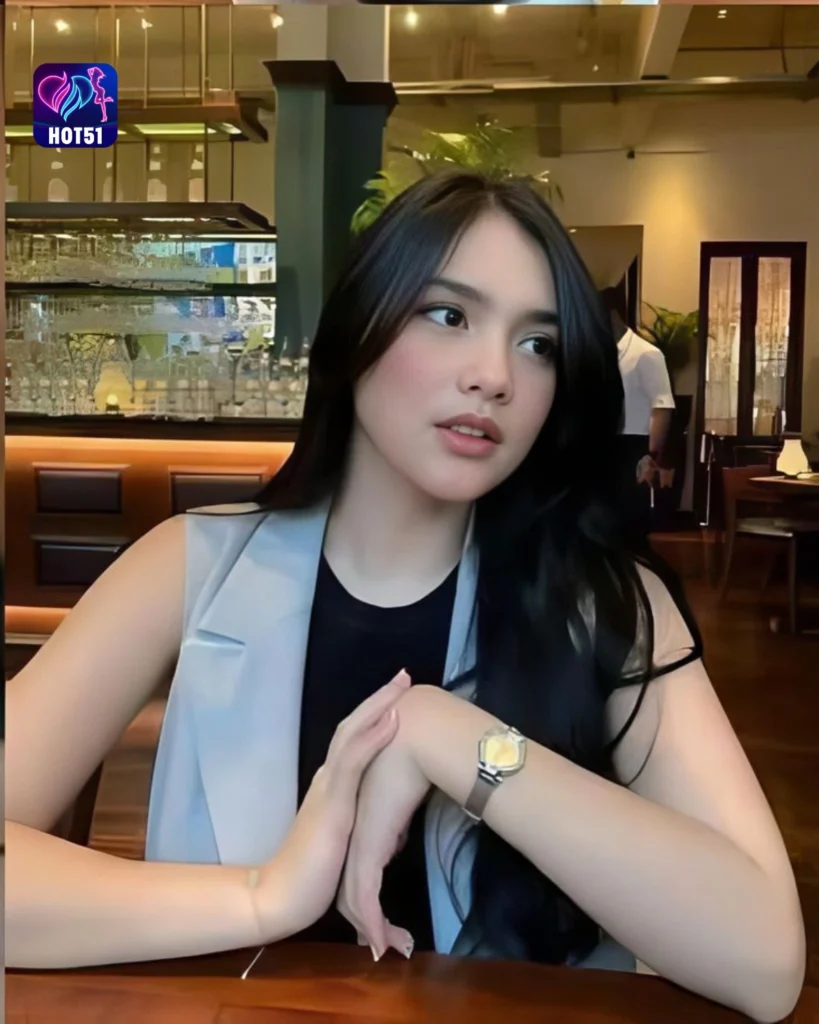Beautiful Photo of Carissa Putri on HOT51 Stunning Visuals