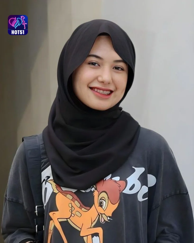Beautiful Photo of Gracia Indri on HOT51