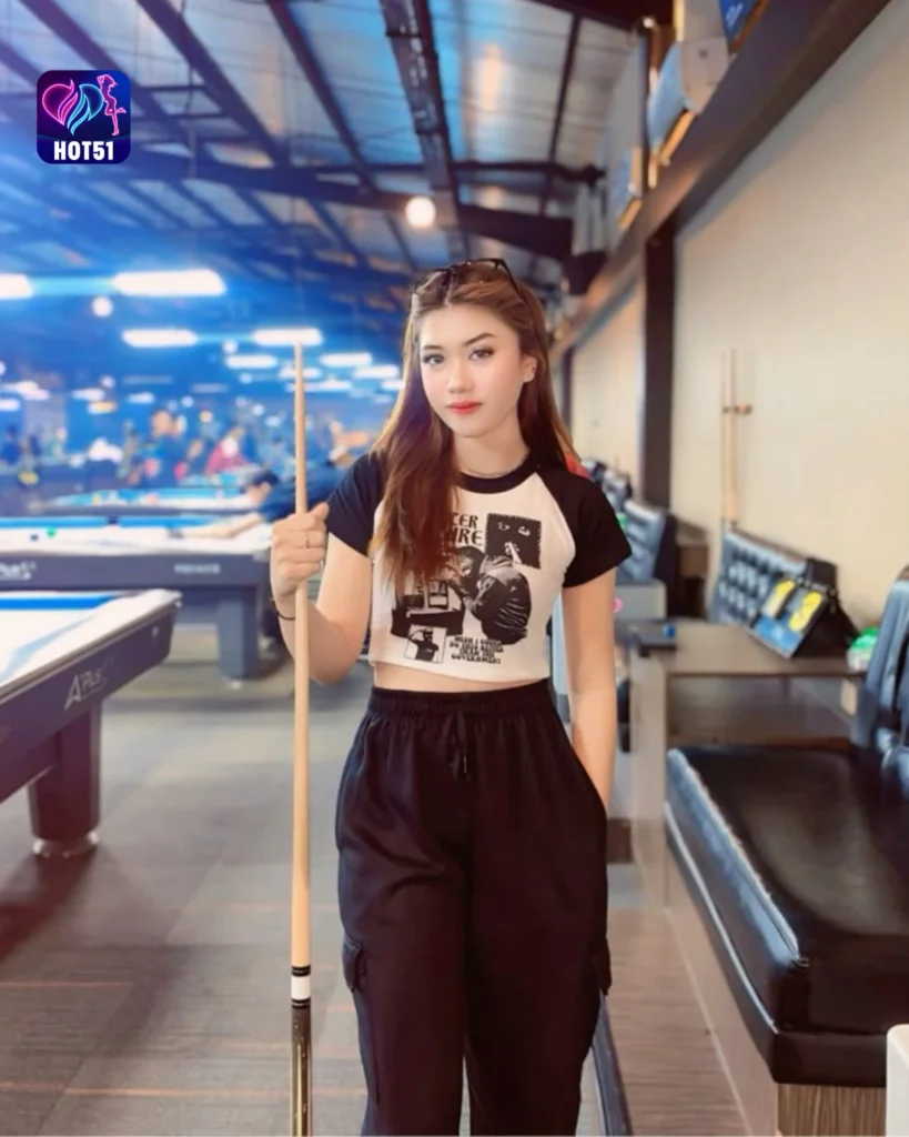 Beautiful Photo of Meriam Bellina on HOT51 App