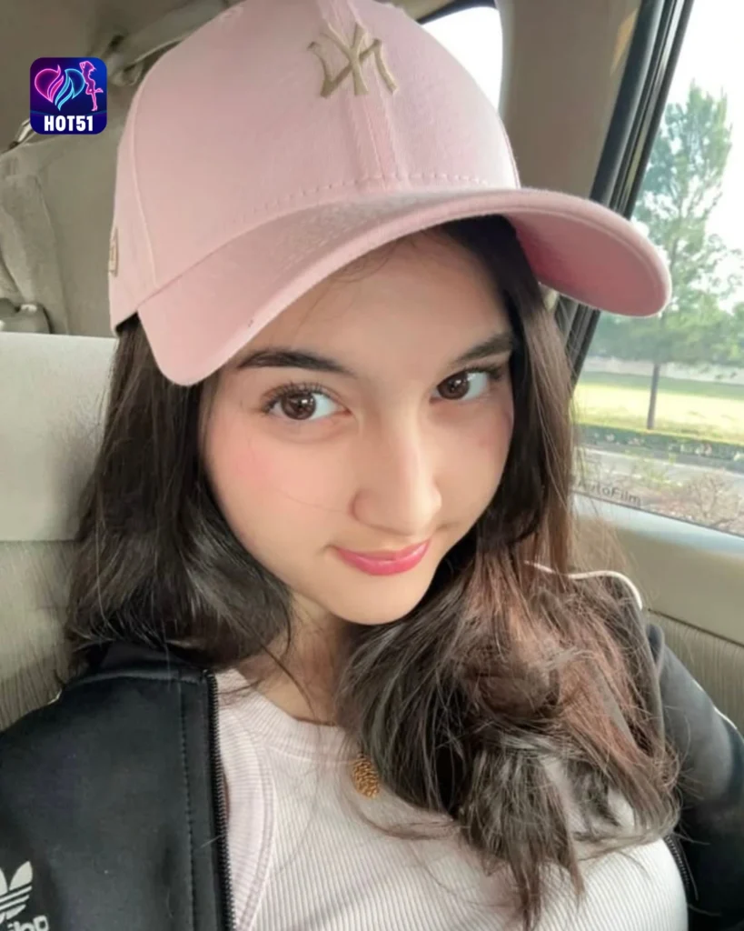 Beautiful Photo of Meriam Bellina on HOT51 App