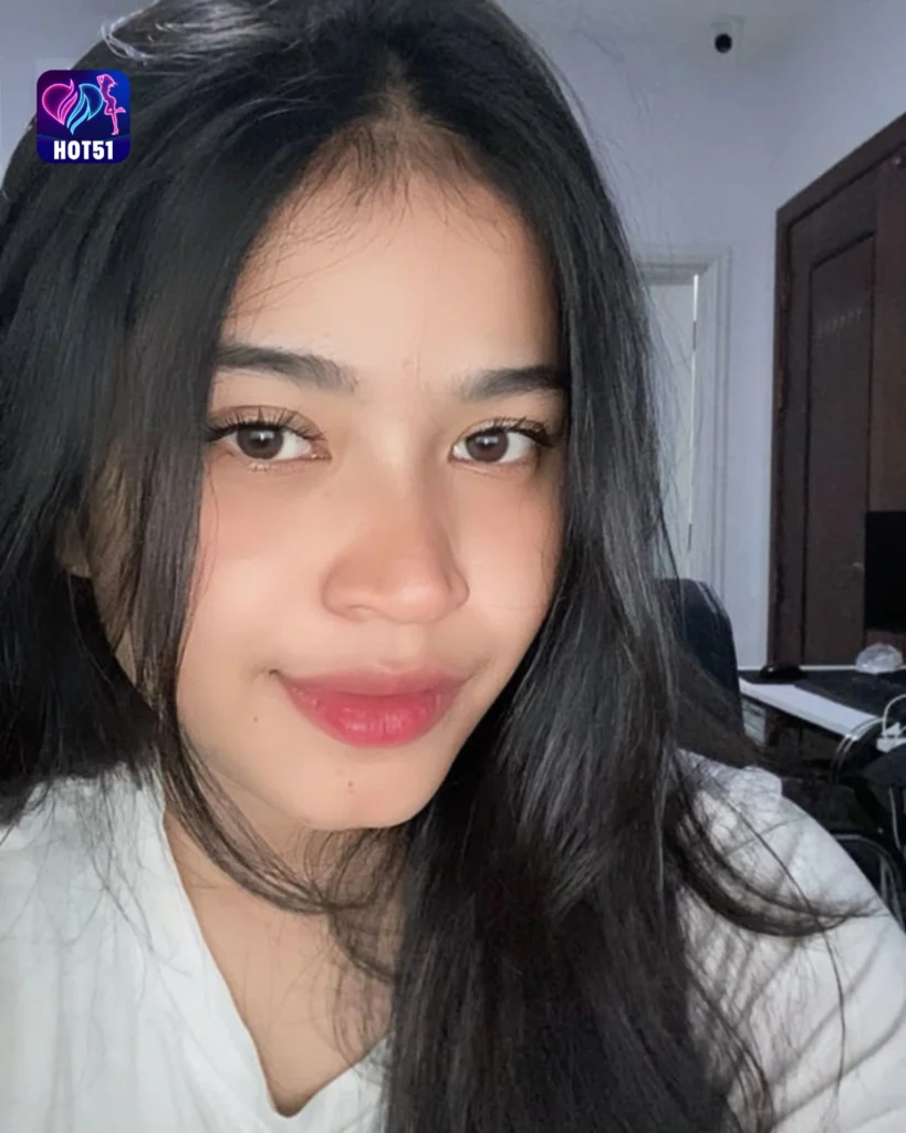 Beautiful Photos of Beby Tsabina on HOT51