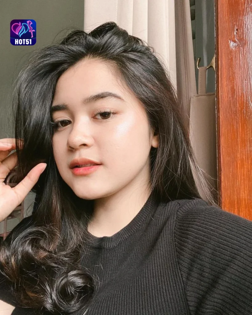 Beautiful Photos of Beby Tsabina on HOT51