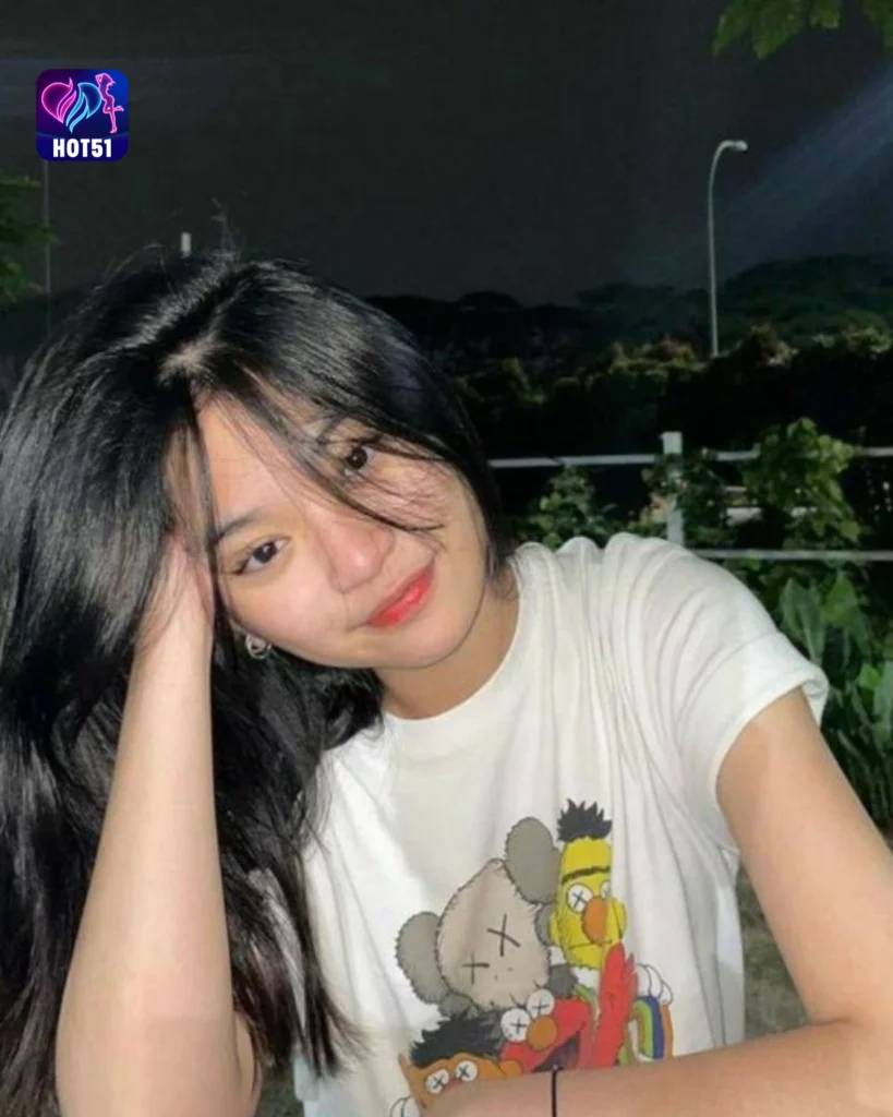 Beautiful Photos of Devi Permatasari on HOT51