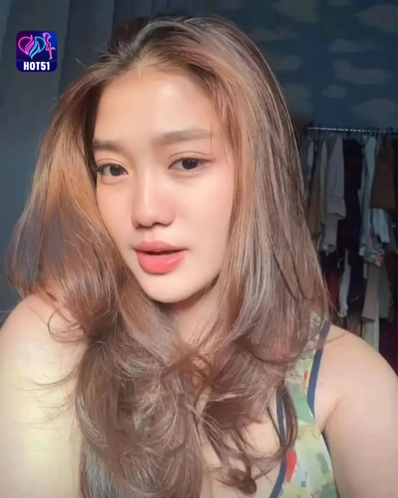 Discover Beautiful Photos of Herfiza Novianti on Hot51
