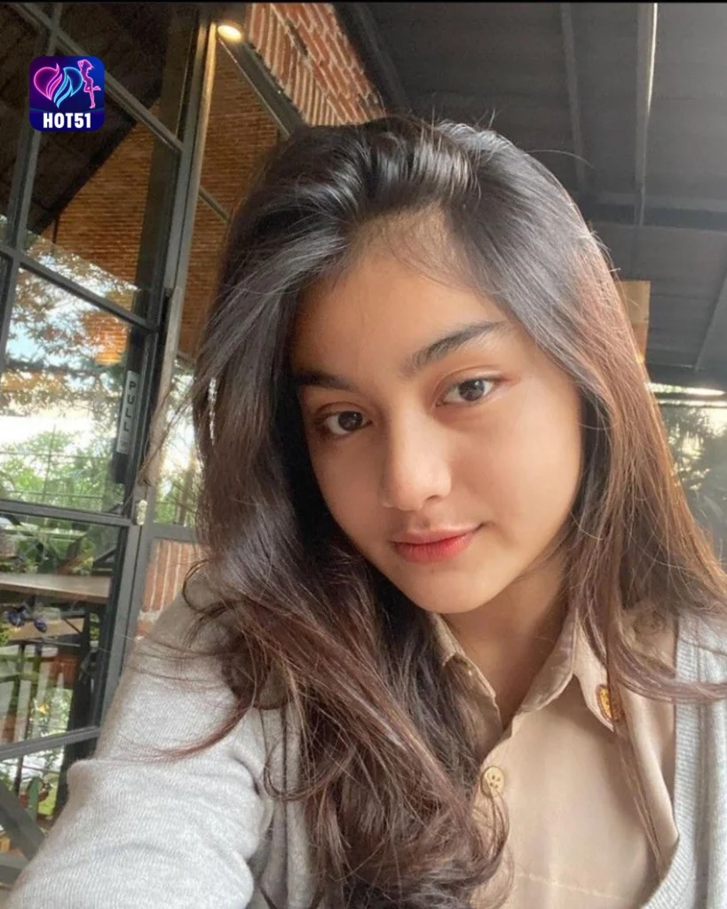 Discover Ratu Felisha's Stunning Photos on Hot51