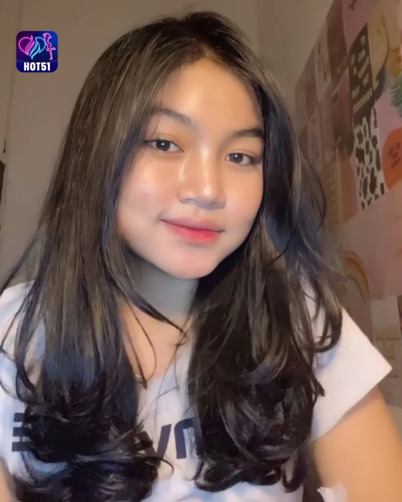 Beautiful Photo of Putri Nony Lovyta on HOT51