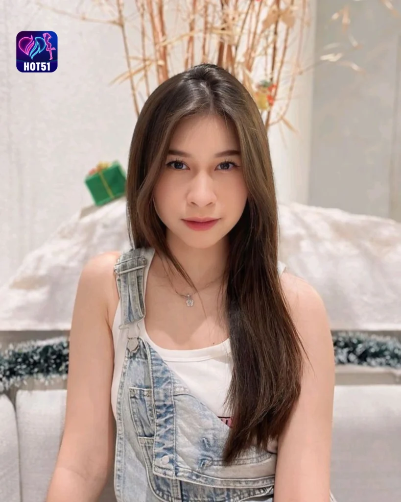 Discover Ladya Cheryl's Stunning Photos on Hot51